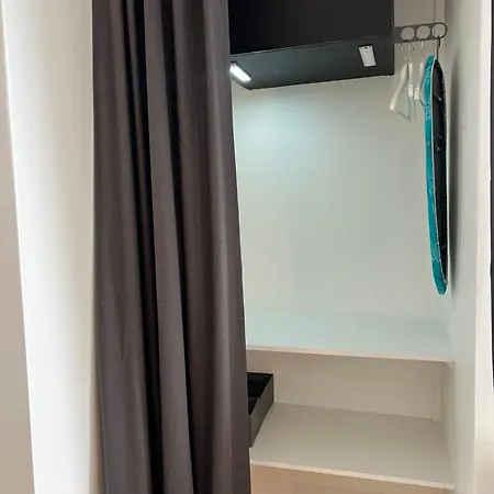 Le Refuge Du 15 * Paryż